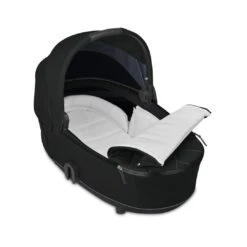 CYBEX Mios Lux Carrycot - Soho Grey 11 CYBEX Mios Lux Carrycot - Soho Grey -Cybex CYB 20 y045 EU Mios LuxCarryCot Inside view screen HD Copy cbe1866d 347b 4154 ab98 28803e38d059