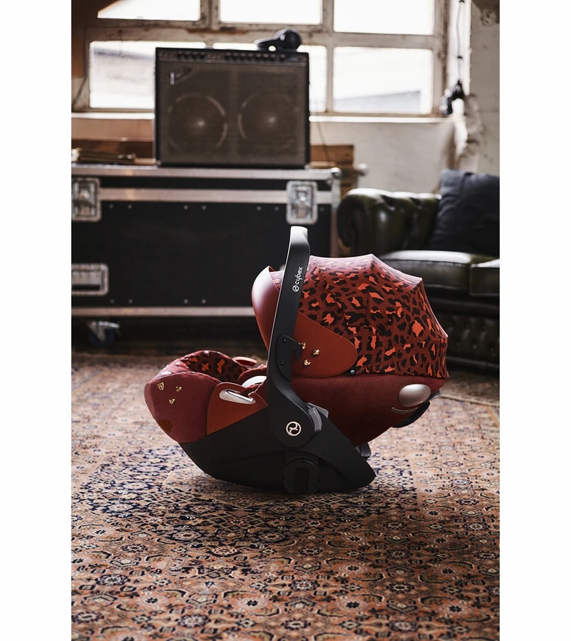 Cybex Cloud Q Sensorsafe Reclining Infant Car Seat - Rockstar By Alec Voelkel 8 Cybex Cloud Q Sensorsafe Reclining Infant Car Seat - Rockstar By Alec Voelkel - Image 6