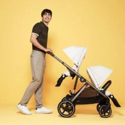 CYBEX Gazelle S Essential Bundle - Sky Blue 24 CYBEX Gazelle S Essential Bundle - Sky Blue -Cybex cybex gazelle second seat lifestyle 846f9915 7b0f 4ace 876c 375aa98259d0