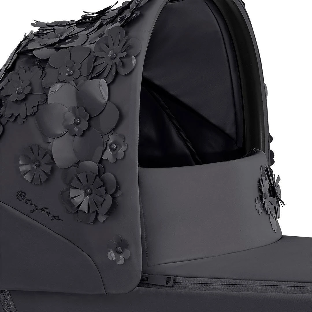CYBEX Mios Lux Carrycot - Simply Flowers - Dream Grey 5 CYBEX Mios Lux Carrycot - Simply Flowers - Dream Grey - Image 3