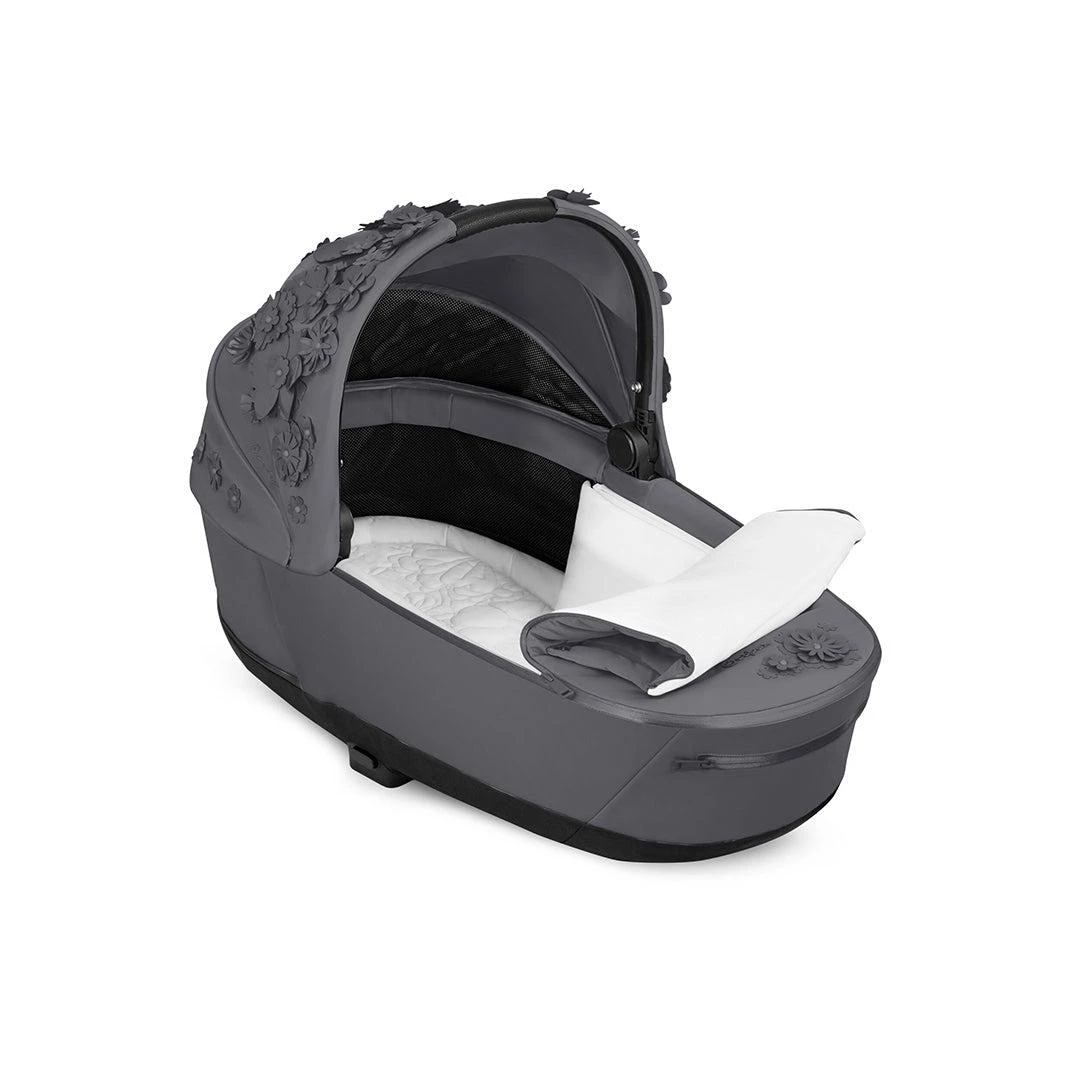 CYBEX Priam Lux Carrycot - Simply Flowers - Dream Grey (2022) 4 CYBEX Priam Lux Carrycot - Simply Flowers - Dream Grey (2022) - Image 2